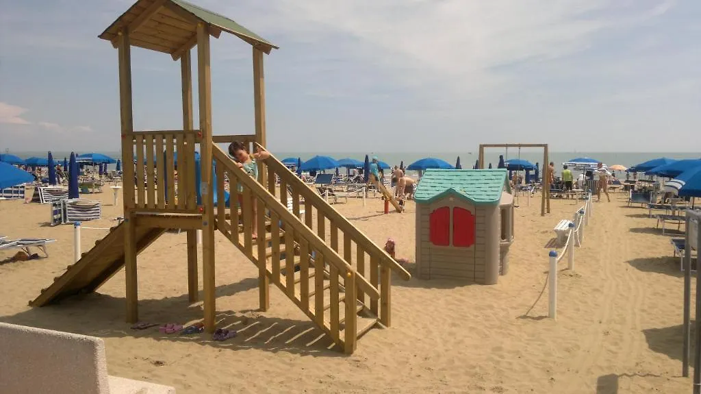 ***  Hotel Beach2 Lido di Jesolo Italië